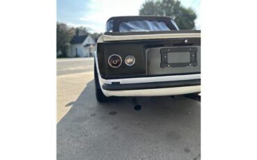 Triumph-TR-6-1974-8