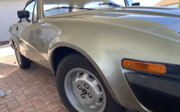 Triumph-TR-7-1979-1
