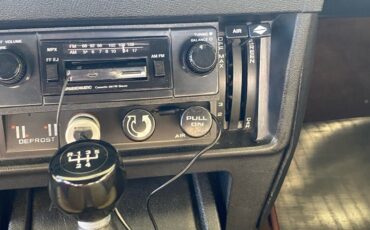 Triumph-TR-7-1979-14
