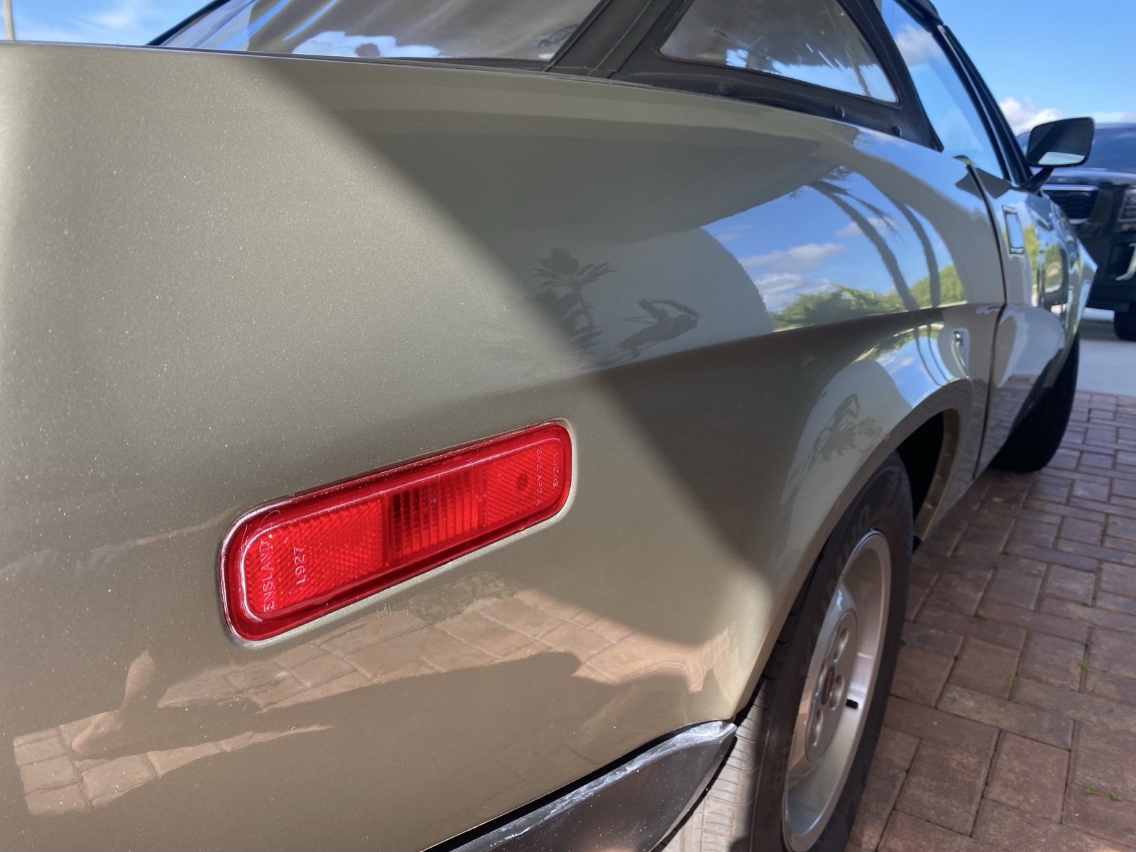 Triumph-TR-7-1979
