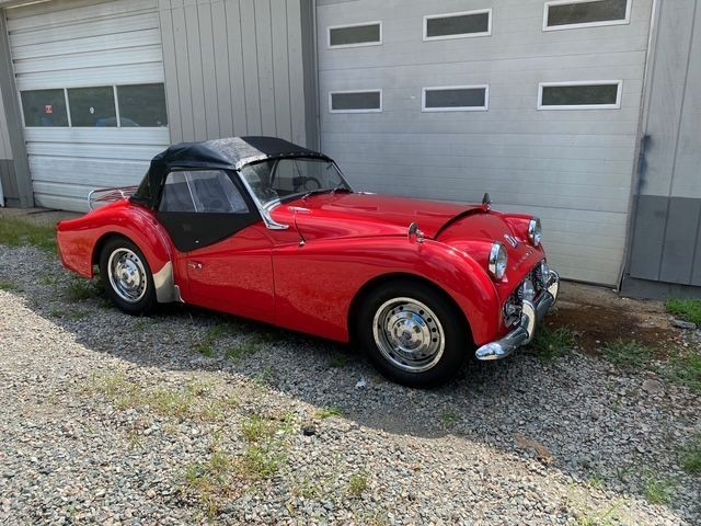 Triumph-TR3-1960-Convertible-7