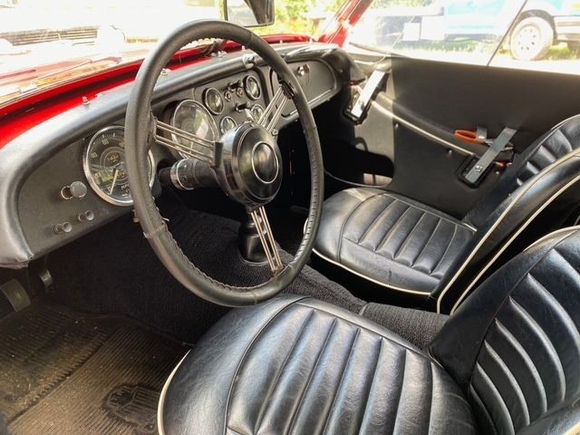 Triumph-TR3-1960-Convertible-9