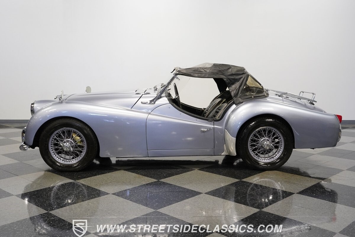 Triumph-TR3A-1960-Convertible-2
