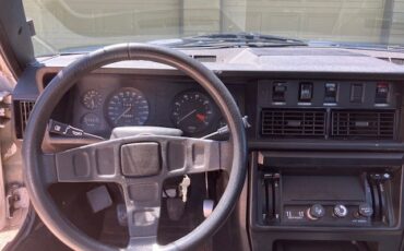 Triumph-TR7-1977-Coupe-10