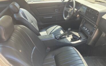 Triumph-TR7-1977-Coupe-7
