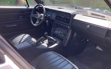 Triumph-TR7-1977-Coupe-8