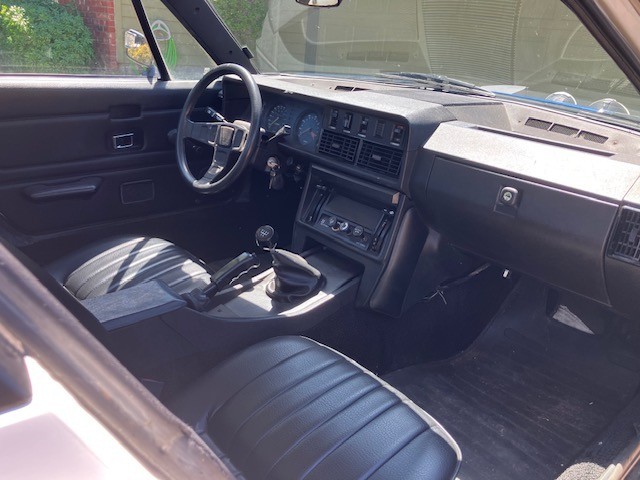 Triumph-TR7-1977-Coupe-8