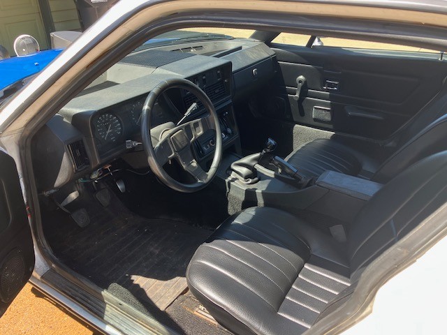 Triumph-TR7-1977-Coupe-9