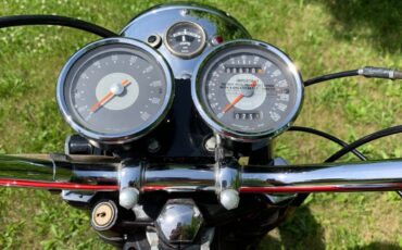 Triumph-Tiger-1969-29