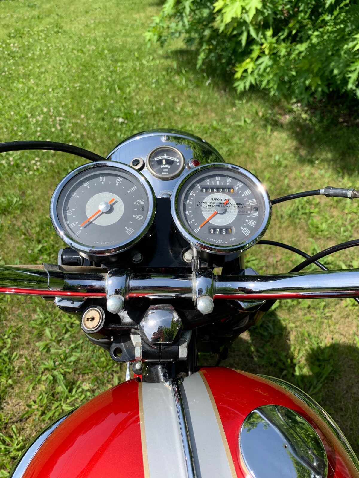 Triumph-Tiger-1969-29