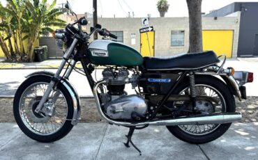 Triumph-Tiger-1977-1