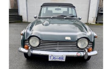 Triumph-Tr250-1968-Green-Tan-1