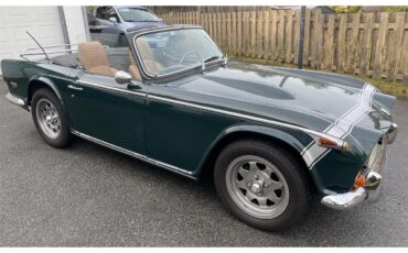 Triumph-Tr250-1968-Green-Tan-2