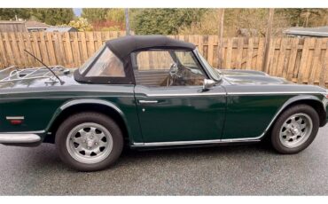 Triumph-Tr250-1968-Green-Tan-3