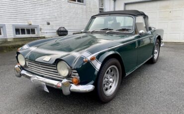 Triumph-Tr250-1968-Green-Tan