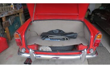 Triumph-Tr250-1968-red-tan-11