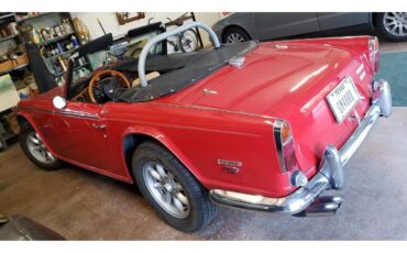 Triumph-Tr250-1968-red-tan-14