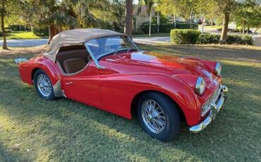 Triumph-Tr3a-1959-RedTan-Top