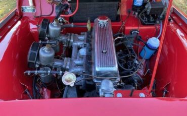 Triumph-Tr3a-1959-RedTan-Top-7