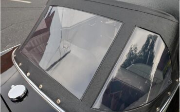 Triumph-Tr4-1964-New-Gloss-Black-pain-Light-grey-leather-34