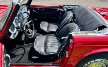 Triumph-Tr4-1964-Red-Black-2