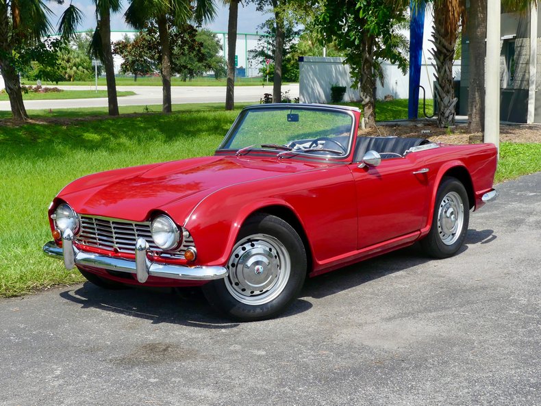 Triumph-Tr4-1964-Red-Black-7