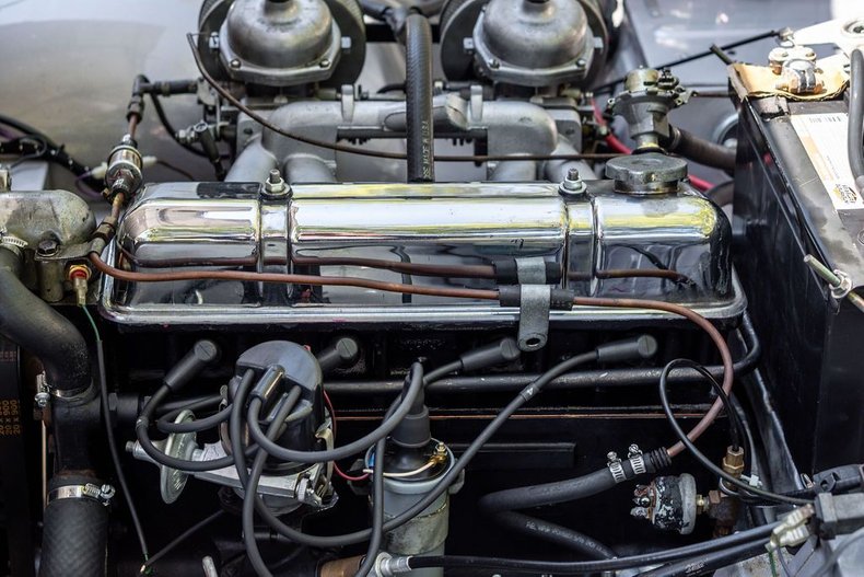Triumph-Tr4-1965-Granite-Gray-Black-14