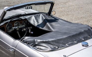 Triumph-Tr4-1965-Granite-Gray-Black-15