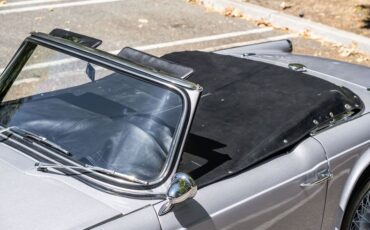Triumph-Tr4-1965-Granite-Gray-Black-17