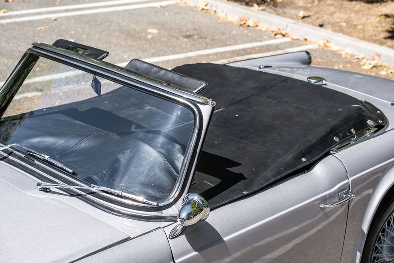 Triumph-Tr4-1965-Granite-Gray-Black-17