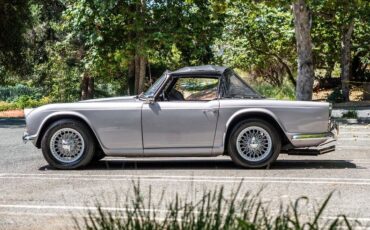 Triumph-Tr4-1965-Granite-Gray-Black-23