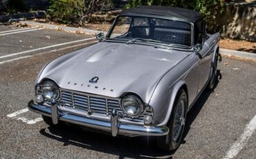 Triumph-Tr4-1965-Granite-Gray-Black-29