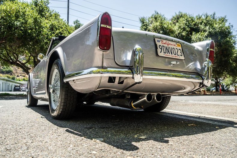 Triumph-Tr4-1965-Granite-Gray-Black-33