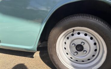 Triumph-Tr4a-1966-Green-Biscuit-10