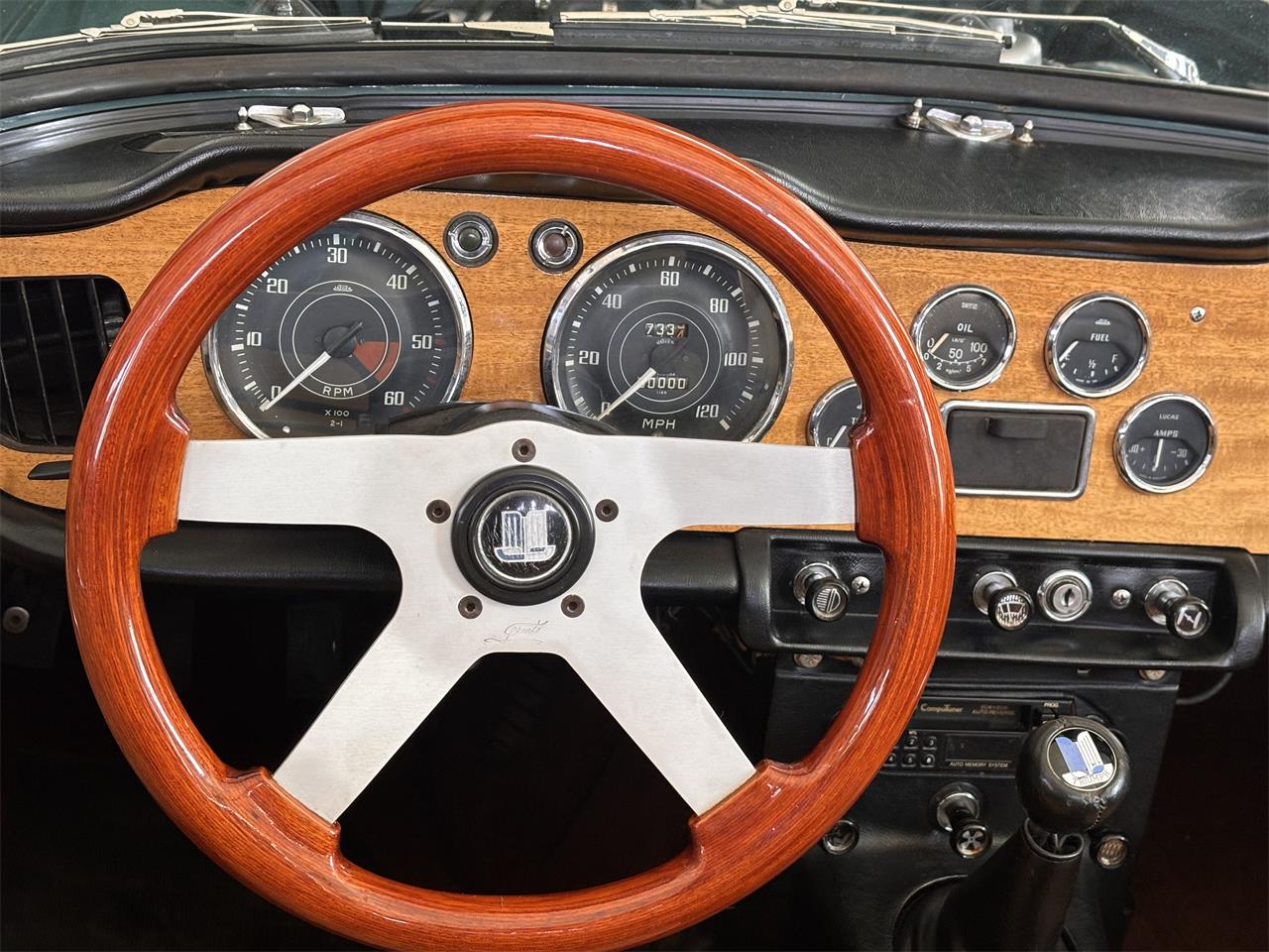 Triumph-Tr4a-1966-Green-Biscuit-15