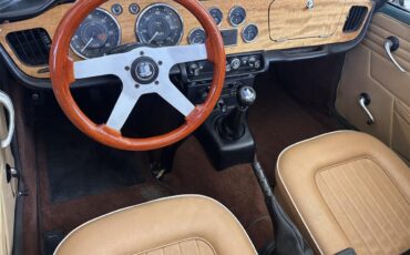 Triumph-Tr4a-1966-Green-Biscuit-16