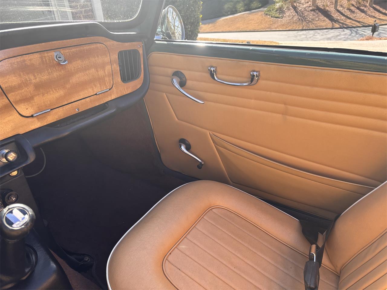 Triumph-Tr4a-1966-Green-Biscuit-18