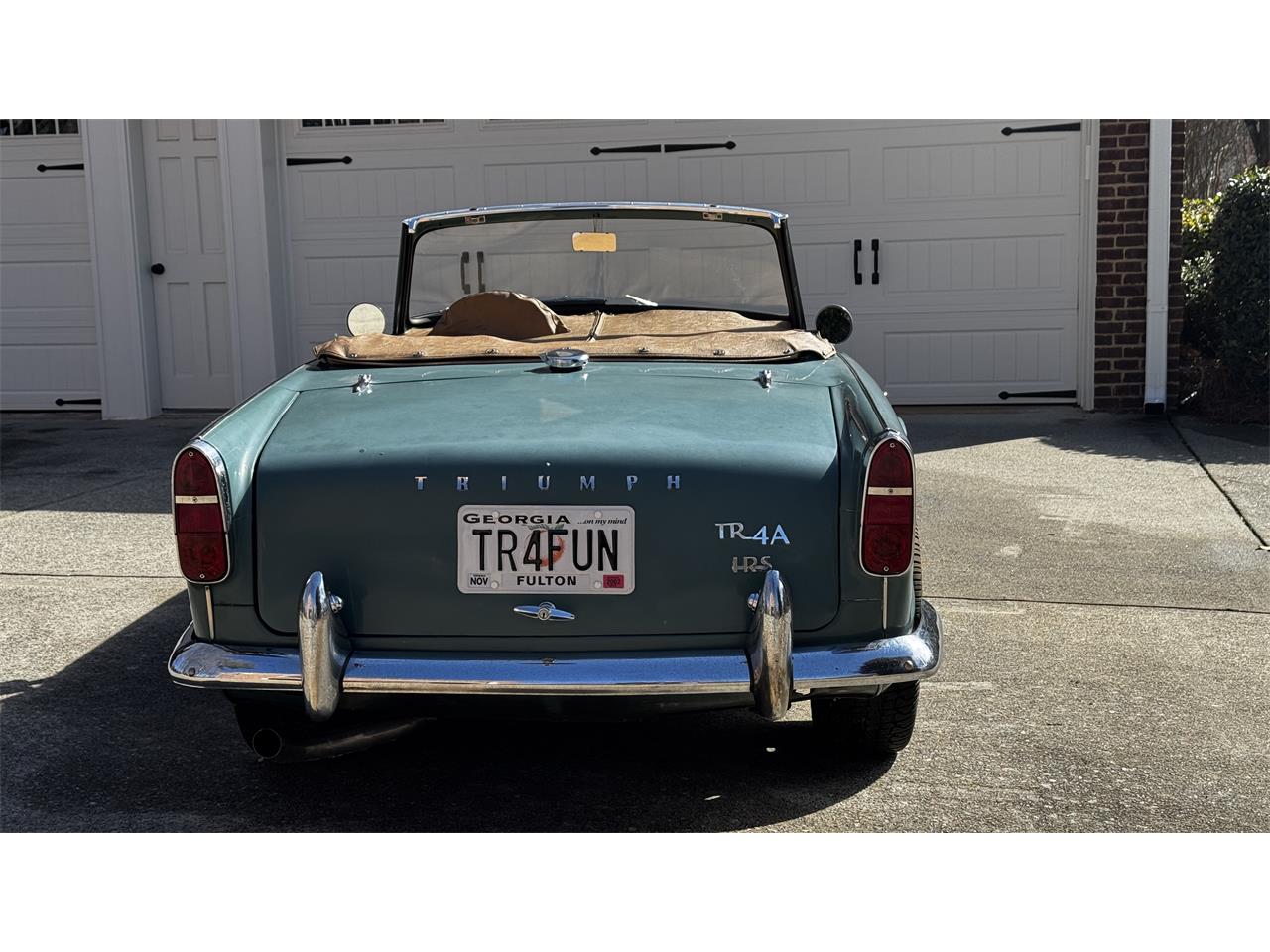 Triumph-Tr4a-1966-Green-Biscuit-7