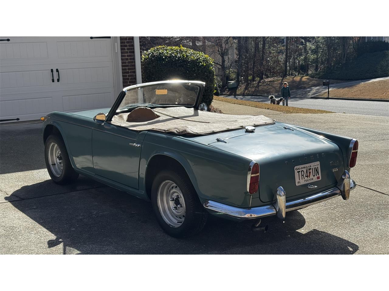 Triumph-Tr4a-1966-Green-Biscuit-8