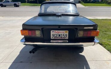 Triumph-Tr6-1972-Green-10