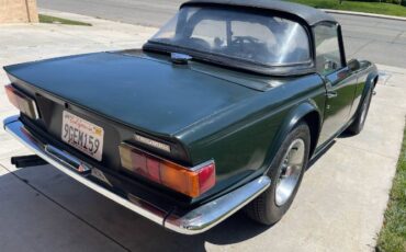 Triumph-Tr6-1972-Green-13