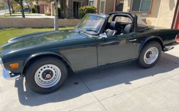 Triumph-Tr6-1972-Green-17