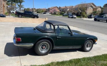 Triumph-Tr6-1972-Green-18
