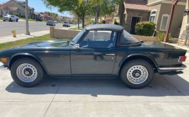 Triumph-Tr6-1972-Green