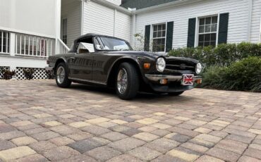 Triumph-Tr6-1975-Maple-Brown-Tan