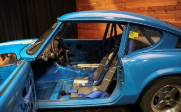 Triumph-gt6-1971-12