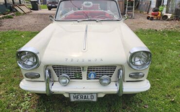 Triumph-herald-1200-1963-white-4
