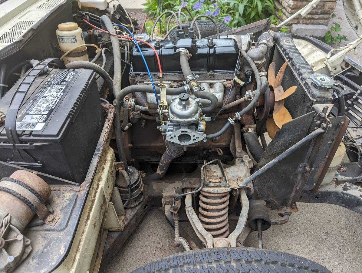 Triumph-spitfire-1500-1971-white-8