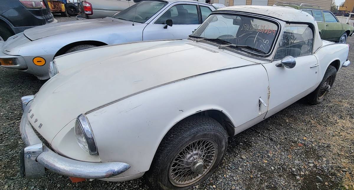 Triumph-spitfire-1967