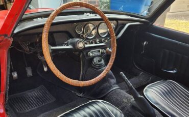 Triumph-spitfire-1967-red-1